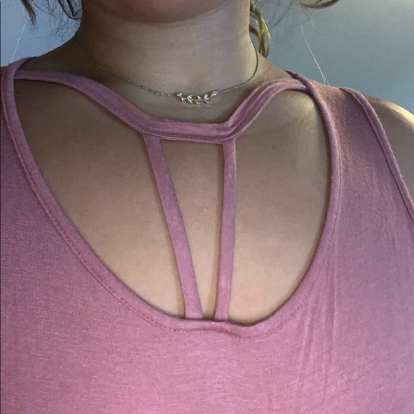 pink top - Picture 2 of 2